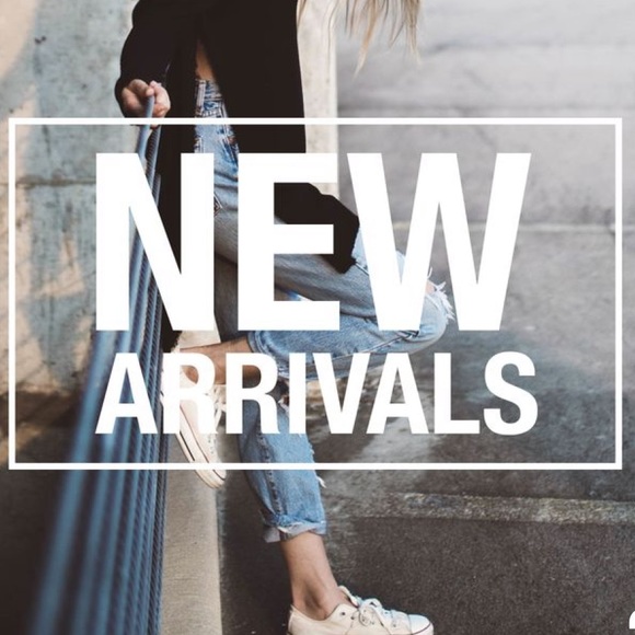 BUNDLE YOUR LIKES AND ILL SEND A PRIVATE OFFER - Picture 1 of 1